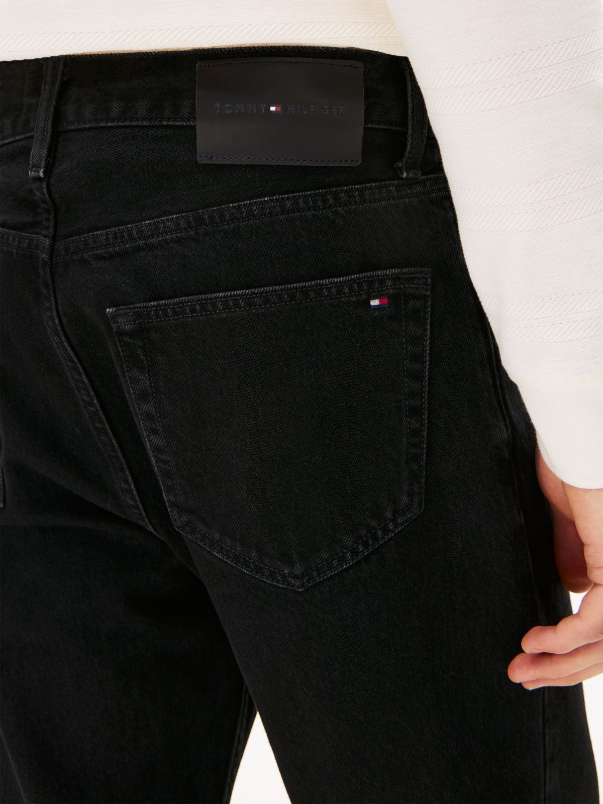 Black Relaxed Straight Leg Jeans — Black