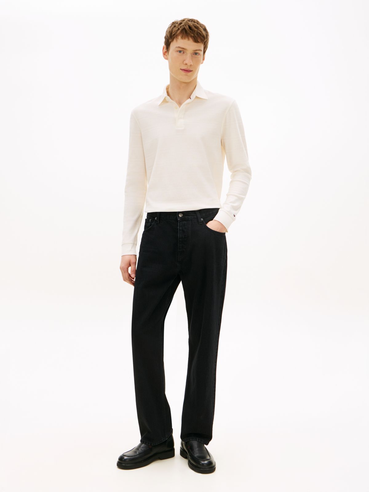 Black Relaxed Straight Leg Jeans — Black