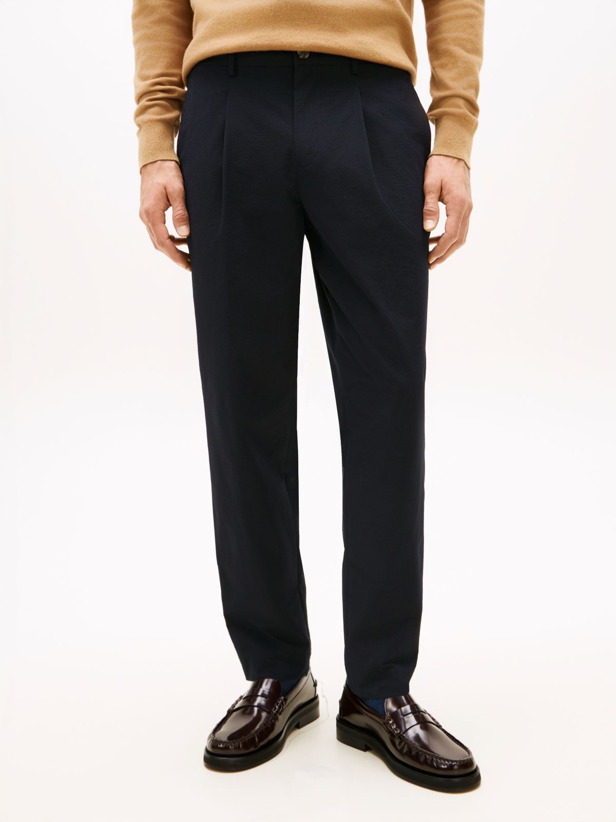 Performance Packable Seersucker Trousers — Blue