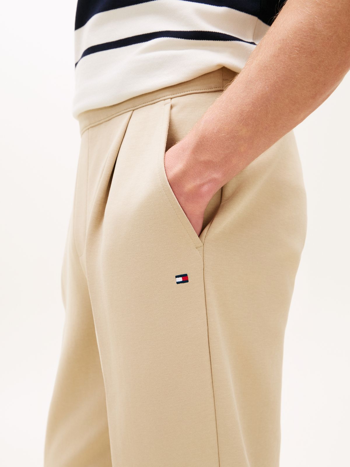 Intechno Knit Flag Embroidery Joggers — Khaki