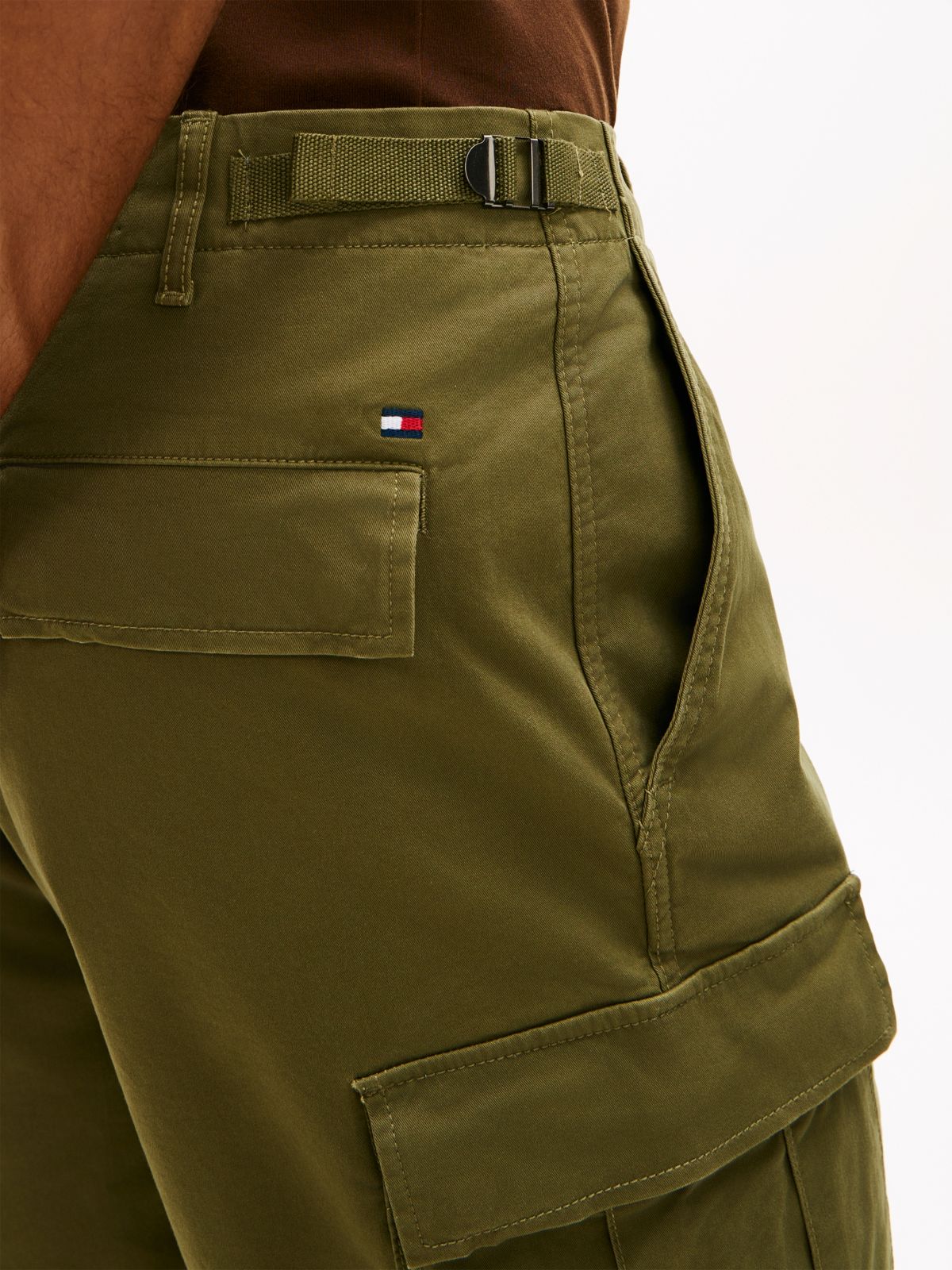 Twill Relaxed Cargo Shorts — Green