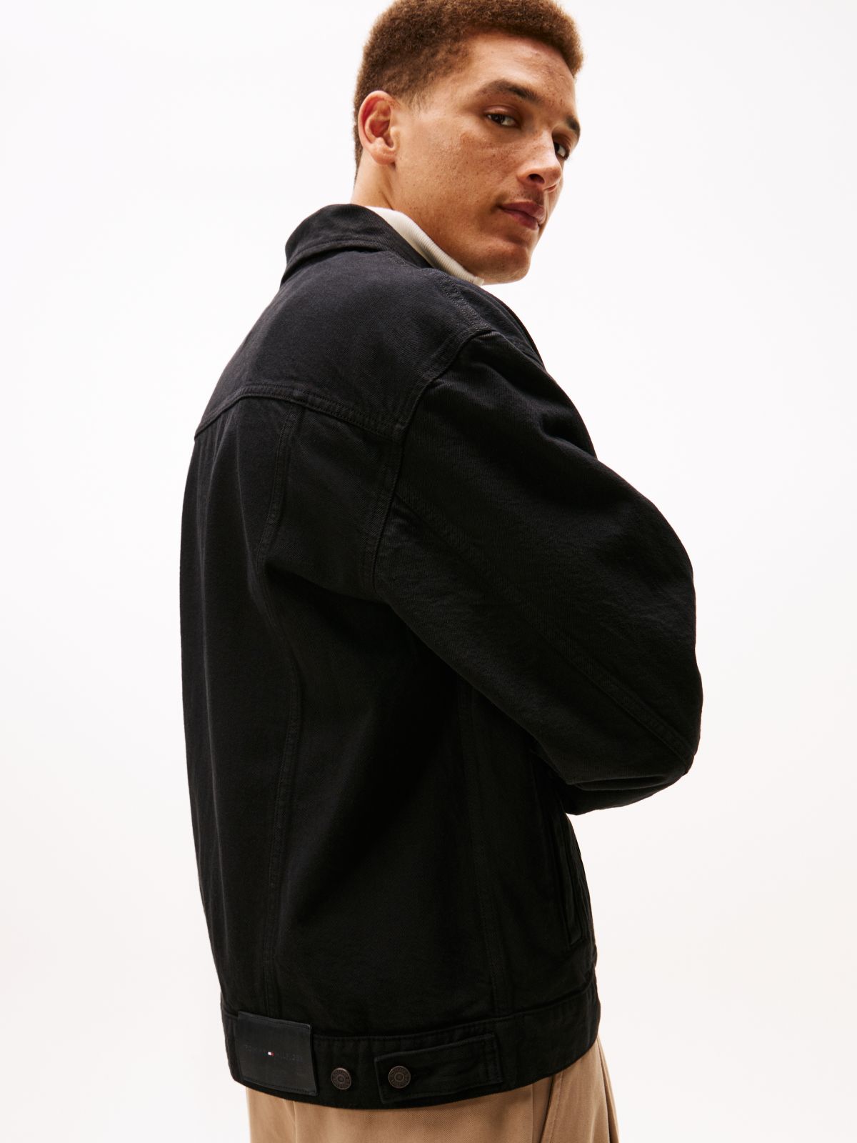 Relaxed Washed Denim Trucker Jacket — Black
