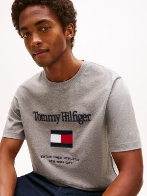 t-shirt en jersey à drapeau hilfiger gris pour hommes tommy hilfiger
