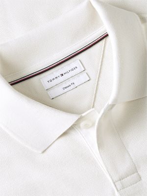 beige classic fit poloshirt aus piqué mit streifen für herren - tommy hilfiger