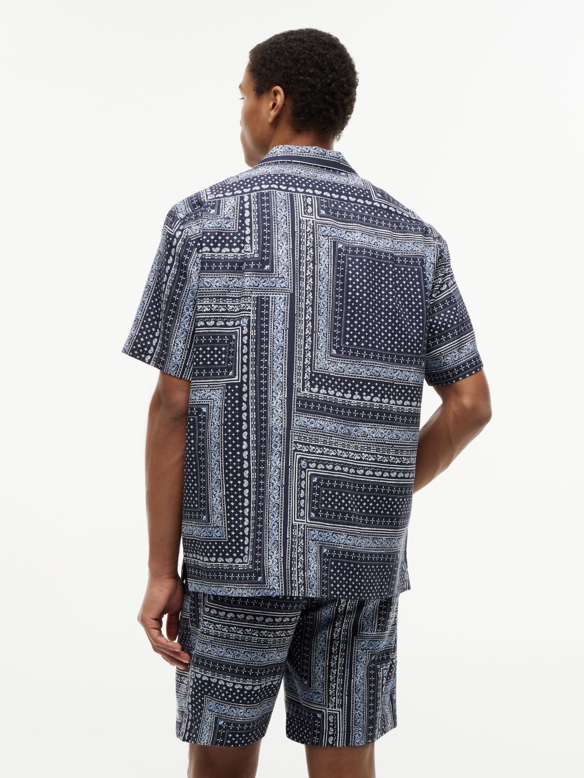 Relaxed Fit Bandana Print Short Sleeve Shirt — Blue