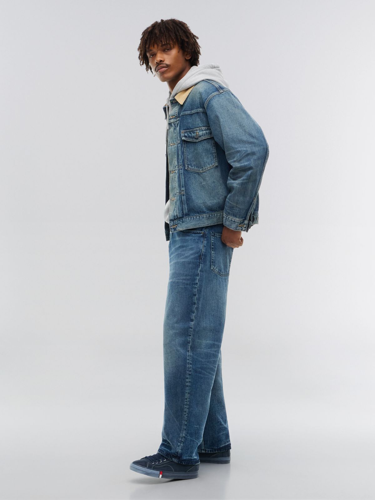 Tommy Hilfiger x FRGMT Relaxed Ankle Jeans — Denim
