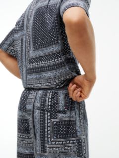 Dover Regular Straight Bandana Print Shorts — Blue 3