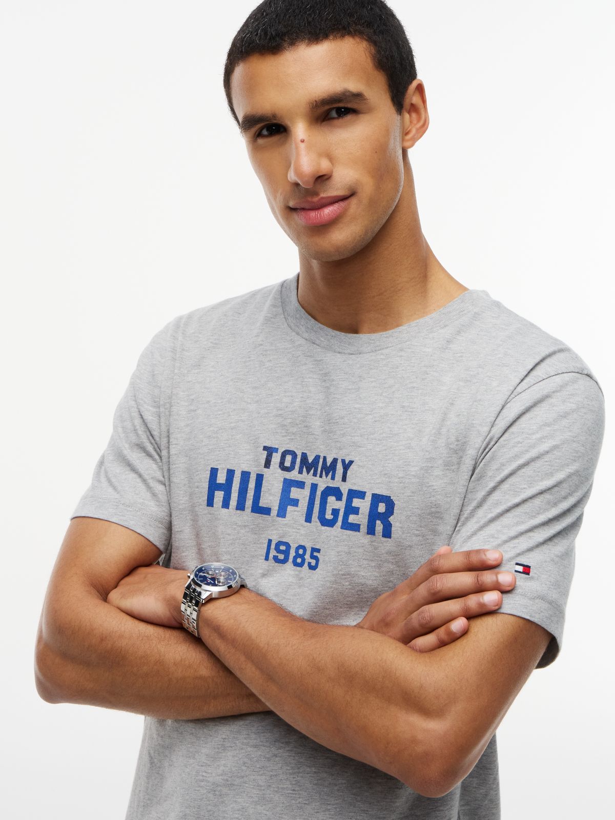 Contrast Logo Crew Neck Jersey T-Shirt — Grey