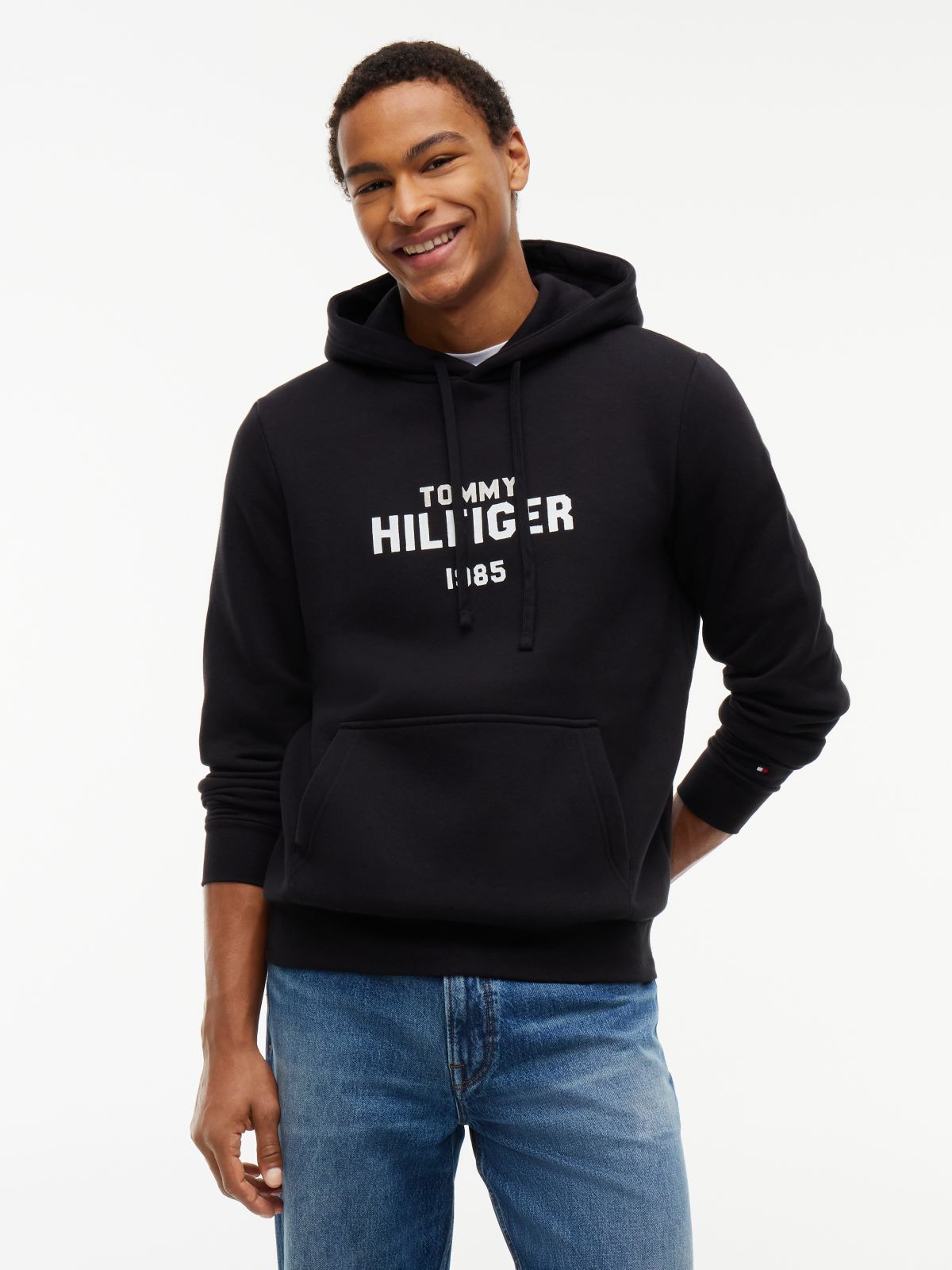 Logo Embroidery Fleece Hoody — Black