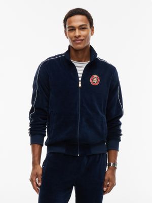 blue velours-trainingsoberteil mit wappen für herren - tommy hilfiger