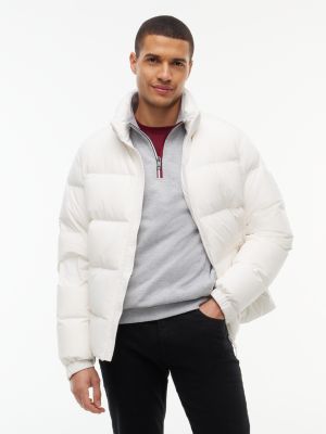 white puffer-jacke mit logo-patch und daunenfüllung für herren - tommy hilfiger