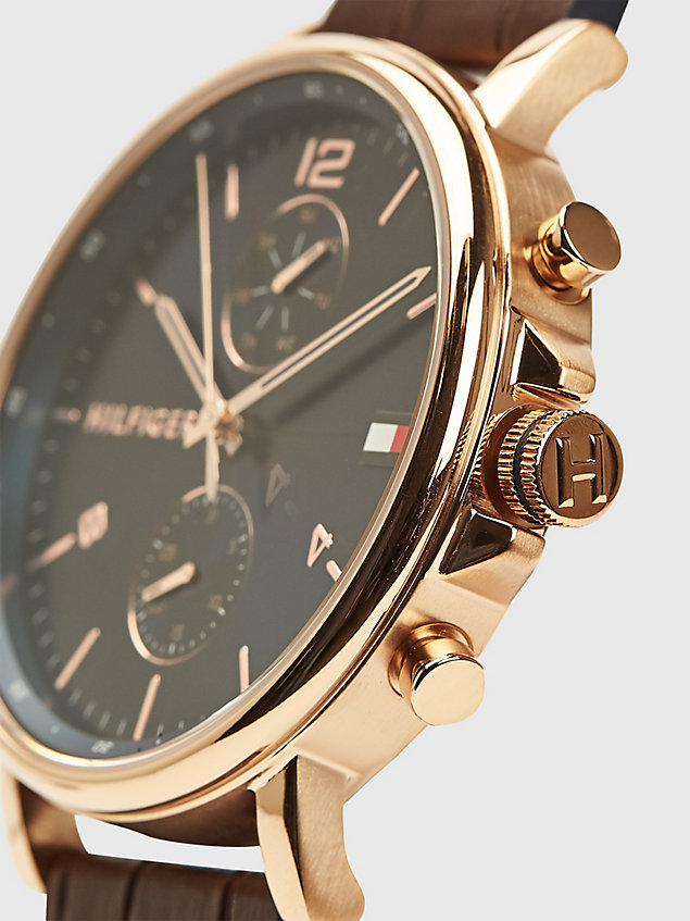 brown armbanduhr mit braunem lederarmband für herren - tommy hilfiger