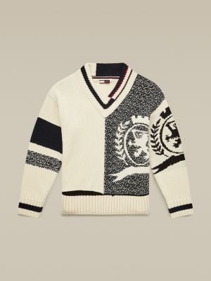 white hilfiger jumper