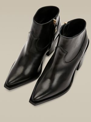 tommy hilfiger leather ankle boots