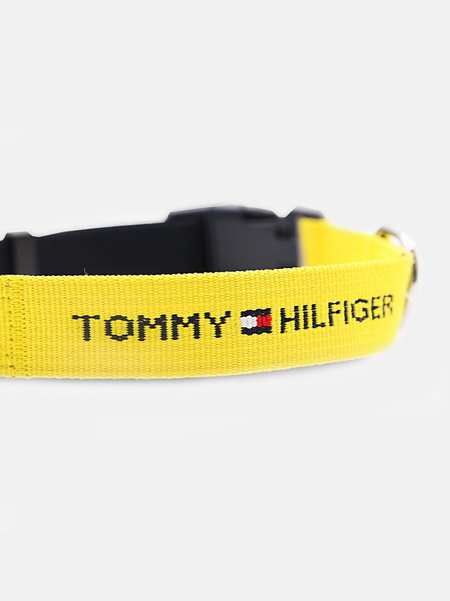 yellow dog logo webbing collar for unisex tommy hilfiger