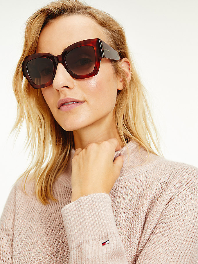 brown oversized cat eye sunglasses for women tommy hilfiger