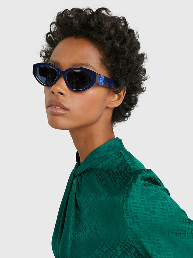 blue modern prep sunglasses for women tommy hilfiger