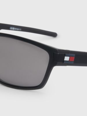 Tommy hilfiger cheap polarized sunglasses