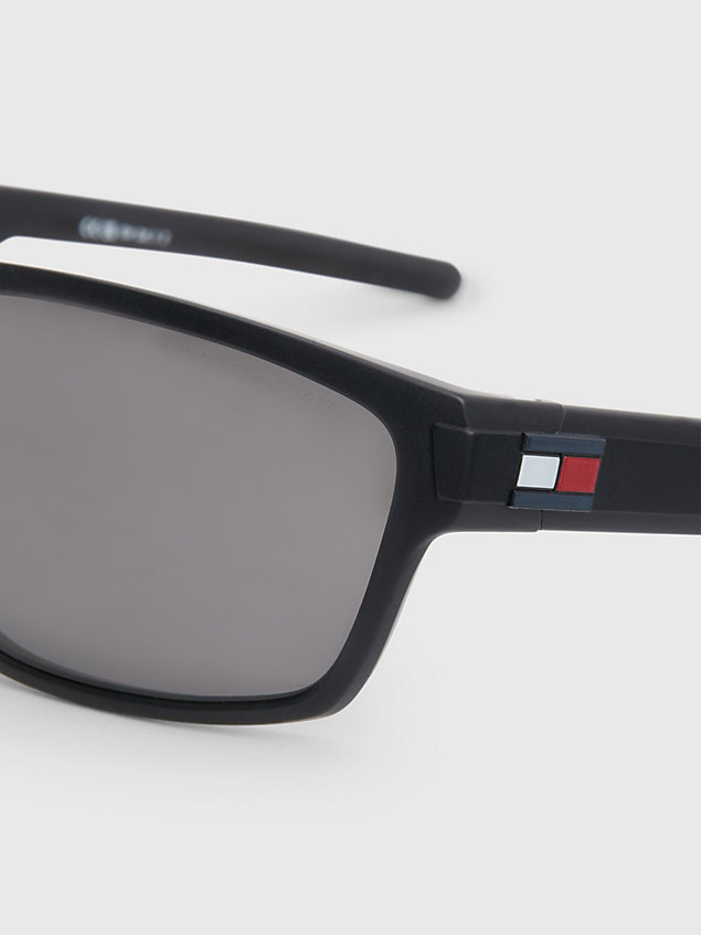 black polarisierte rechteckige sonnenbrille für herren - tommy hilfiger