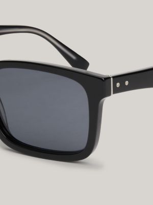 black rechteckige sonnenbrille mit nietendetails für herren - tommy hilfiger