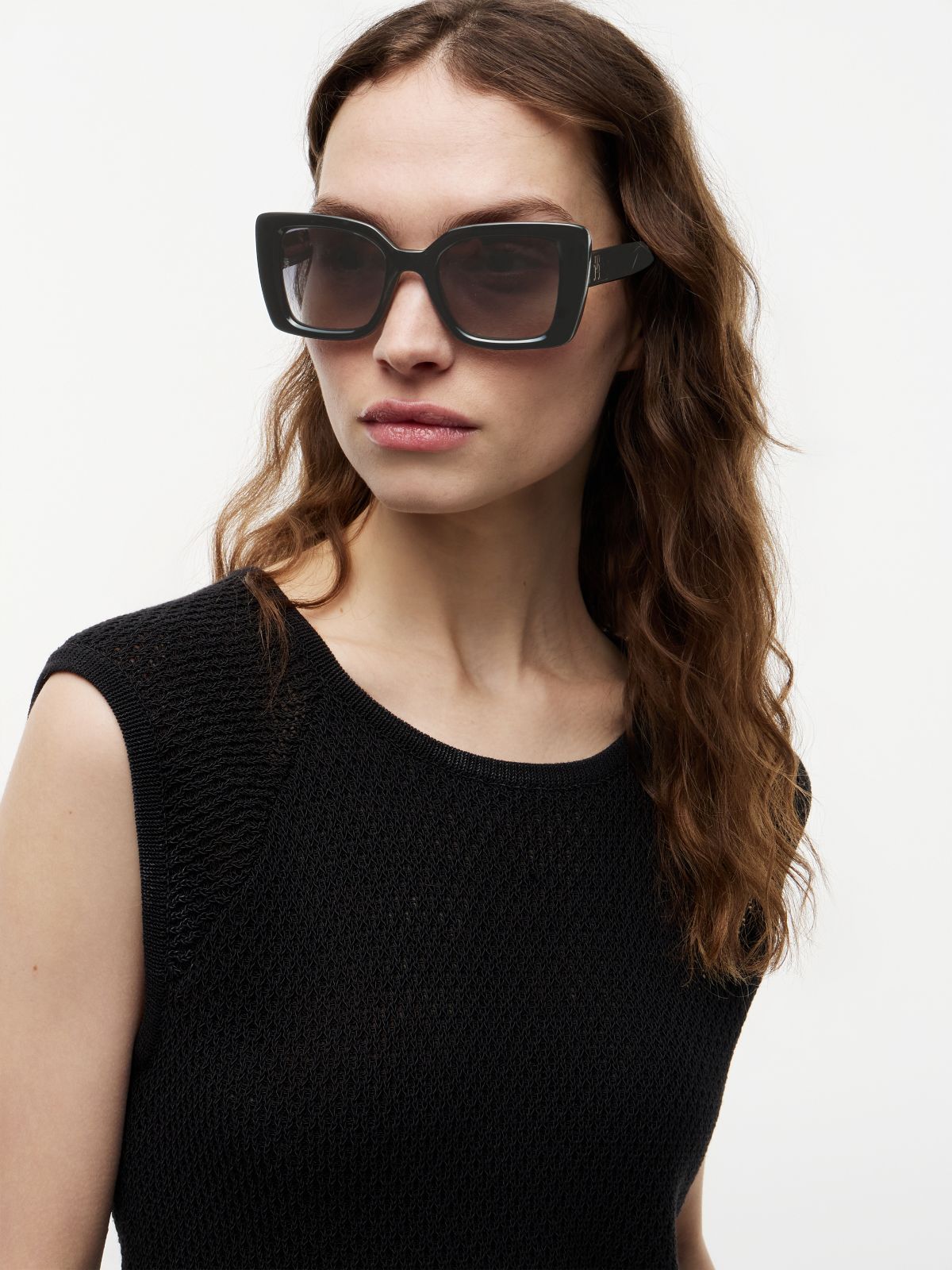 TH Monogram Polarised Cat Eye Sunglasses — Black