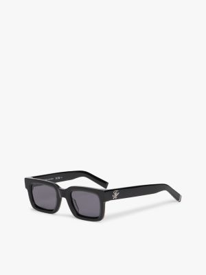 black rechteckige sonnenbrille mit logo für herren - tommy hilfiger