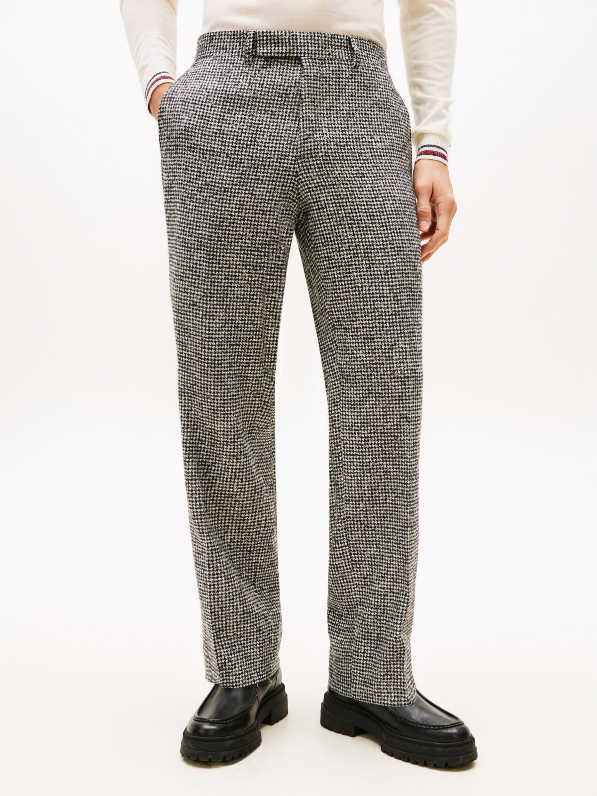 Houndstooth Wool Blend Trousers — Grey