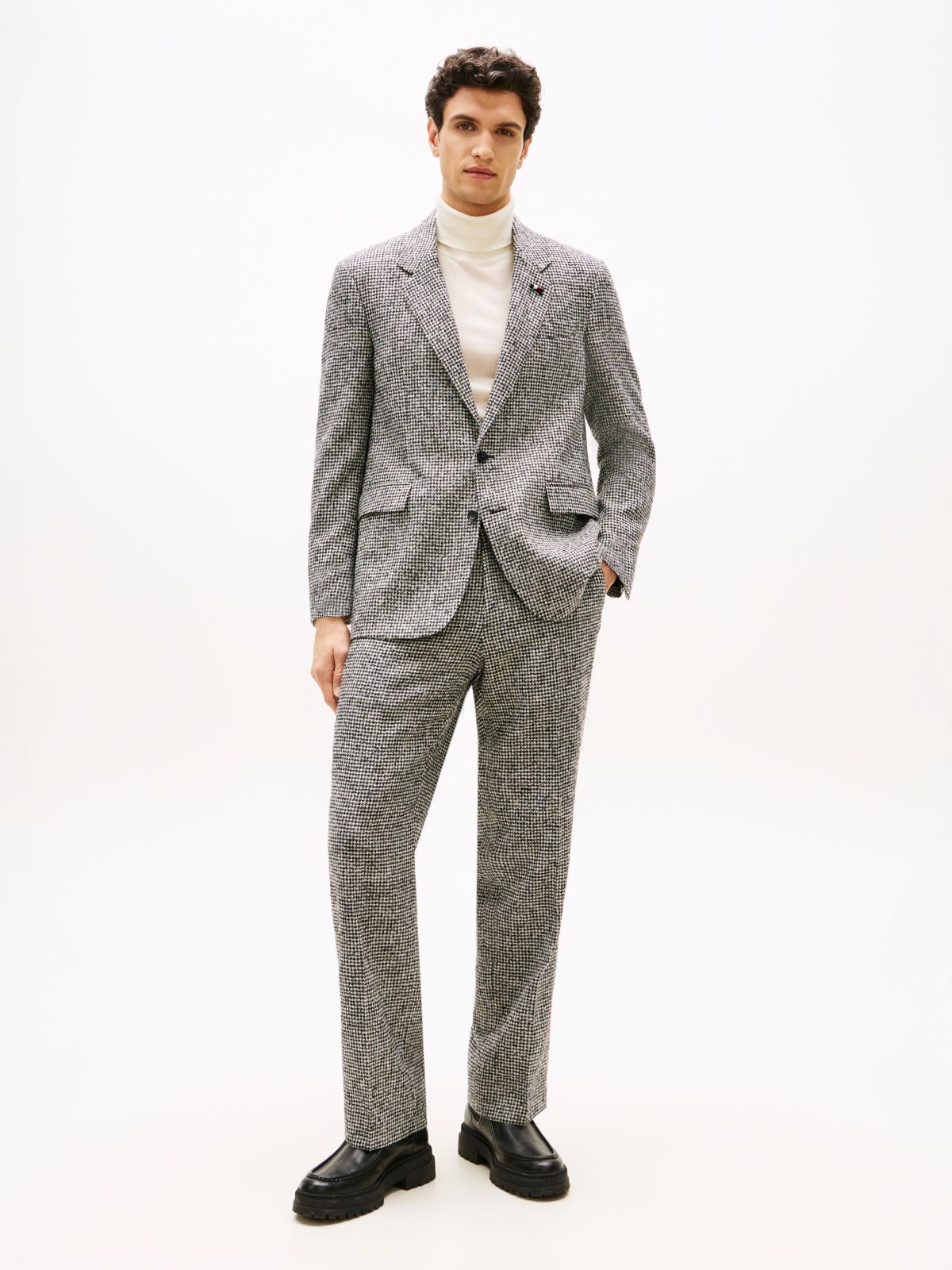 Houndstooth Wool Blend Trousers — Grey