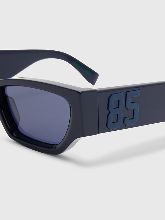 blue large frame cat-eye sunglasses for women tommy jeans