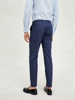 slim cut trousers