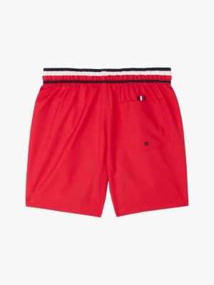 rot mittellange badeshorts mit global-streifen für jungen - tommy hilfiger