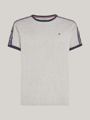 grey tommy hilfiger t shirt