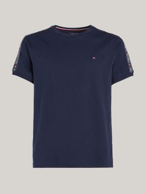 Tommy hilfiger logo on sale tape t shirt