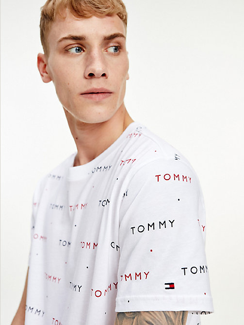 white logo embroidery t-shirt for men tommy jeans