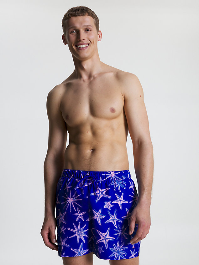 blue essential medium lange zwemshort met print voor heren - tommy hilfiger
