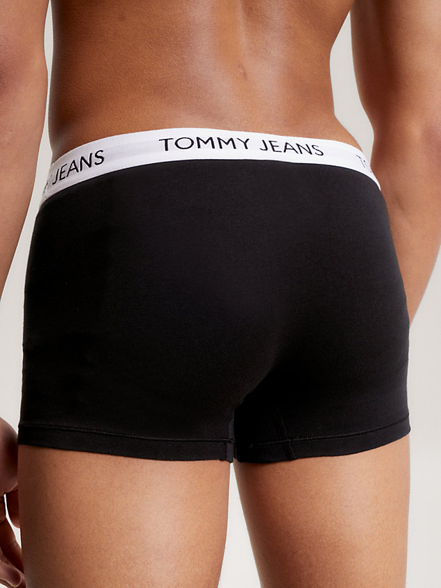 black bokserki typu trunks heritage z naszywką i logo dla mężczyźni - tommy jeans
