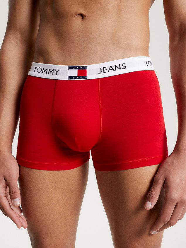 red bokserki typu trunks heritage z naszywką i logo dla mężczyźni - tommy jeans