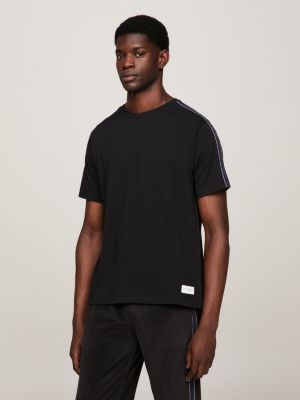 Signature Logo Relaxed Fit Half-Zip Sweatshirt | Black | Tommy Hilfiger | T-Shirts