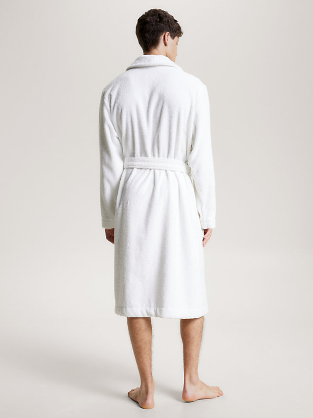 white th badjas met geborduurd monogram voor heren - tommy hilfiger
