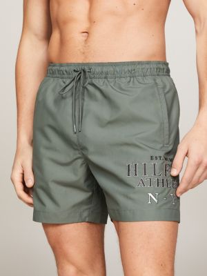 costume shorts medio con logo green da uomini tommy hilfiger