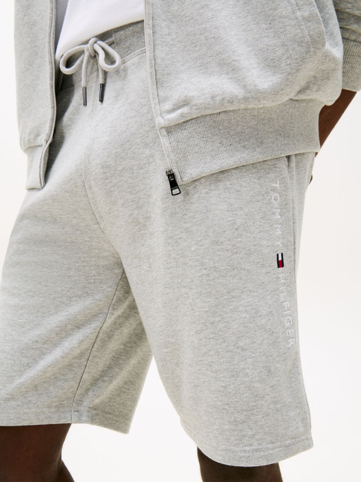 TH Original Logo Sweat Shorts — Grey