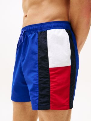 multi hilfiger flag mittellange slim fit badeshorts für herren - tommy hilfiger