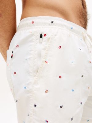 weiß mittellange badeshorts mit stickereien für herren - tommy hilfiger