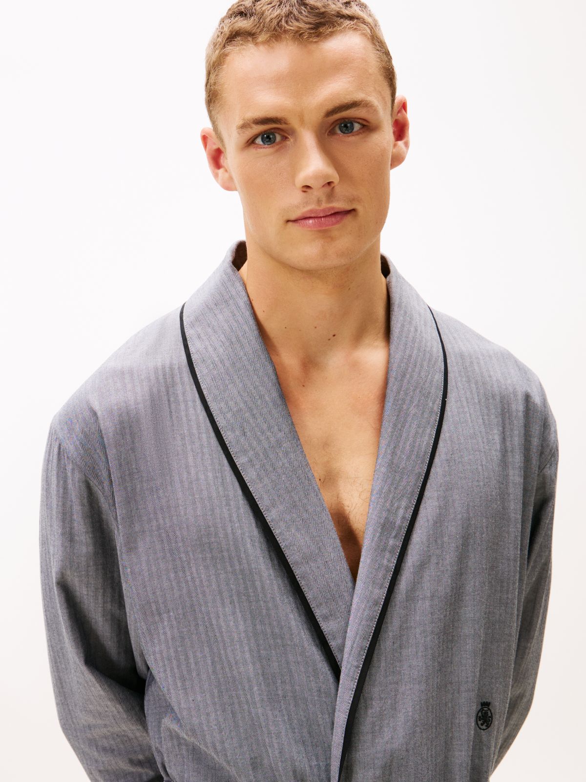TH Original Micro Herringbone Bathrobe — Grey