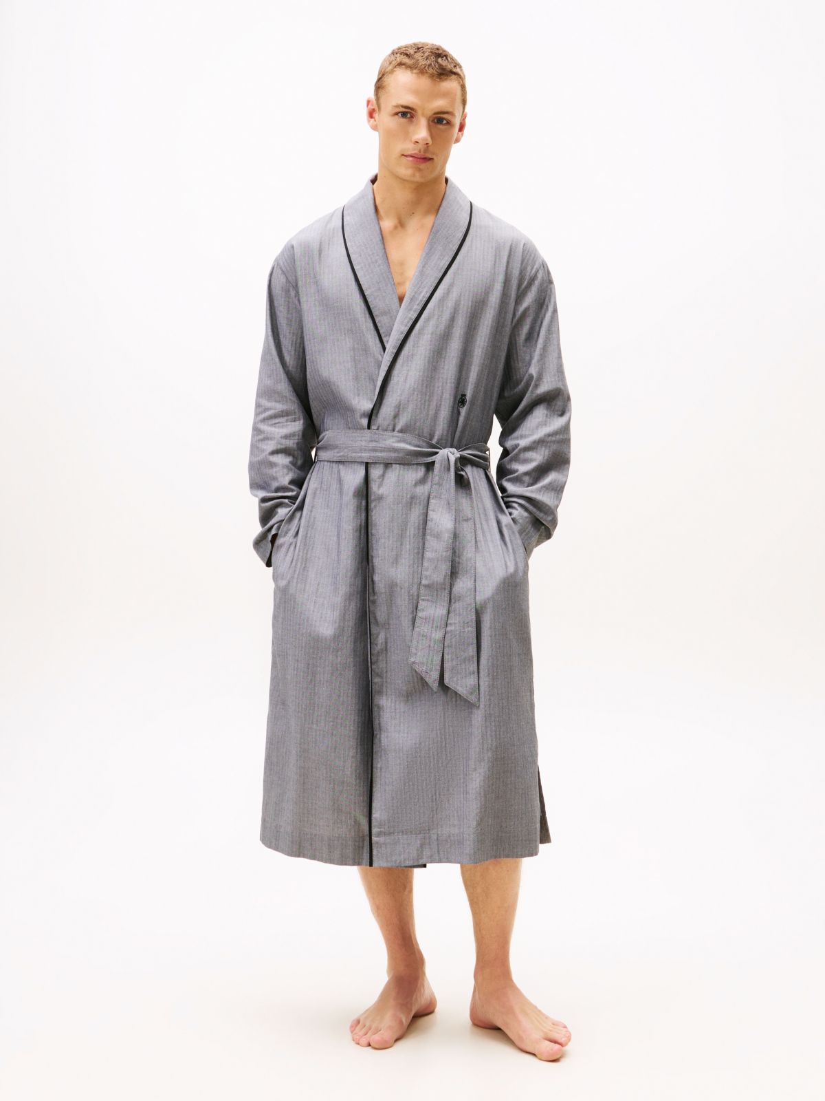 TH Original Micro Herringbone Bathrobe — Grey