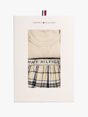 multi essential waffle knit flannel pyjama gift box for men tommy hilfiger