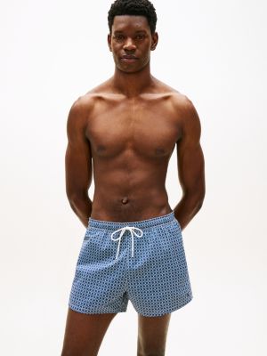 blue essential kurze badeshorts mit print für herren - tommy hilfiger