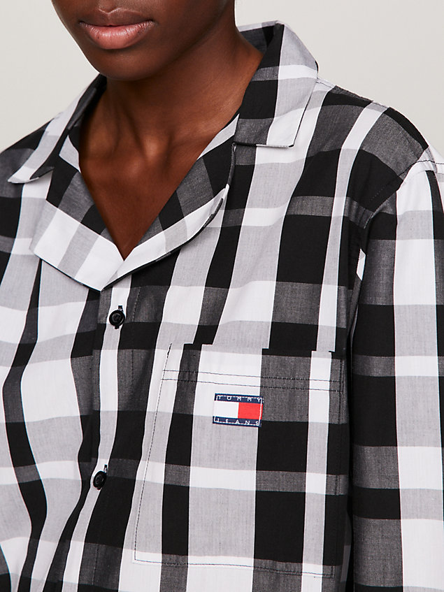 black heritage dual gender badge pyjama set for unisex tommy jeans
