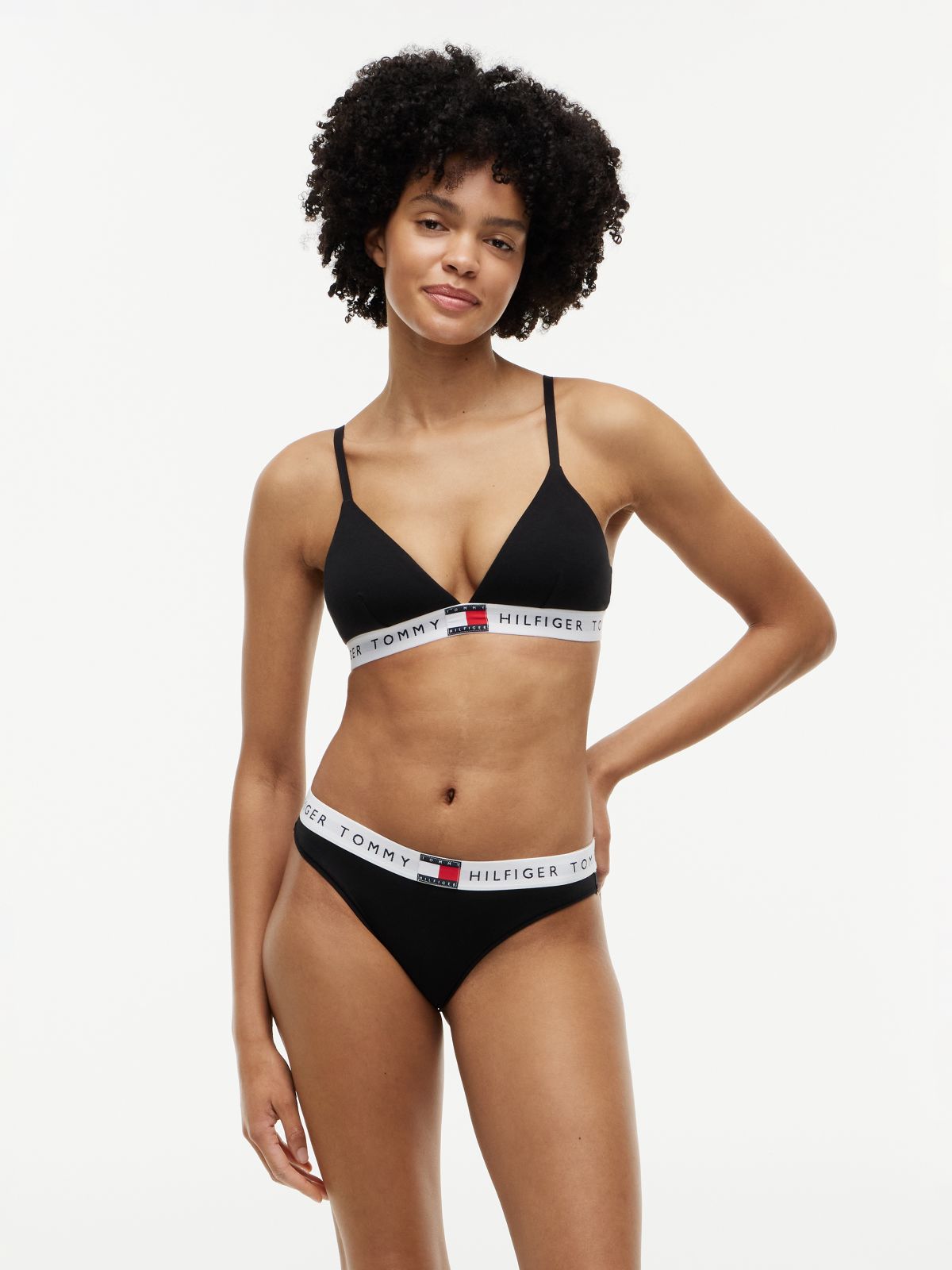 Heritage Logo Removable Padding Triangle Bra — Black