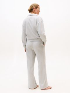TH Crest Relaxed Lounge Jumper — Grey 4